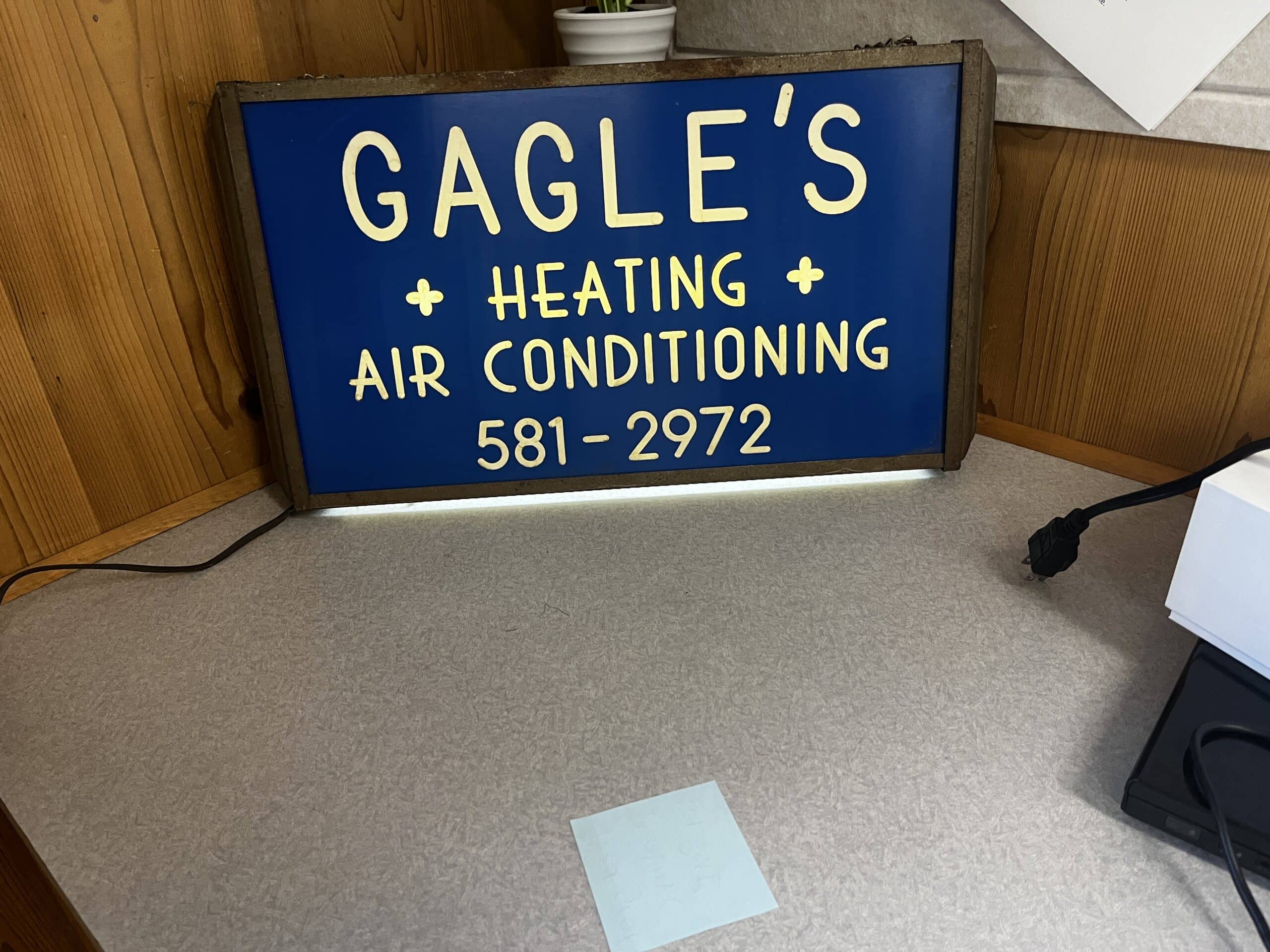 Gagle's retro desk sign.